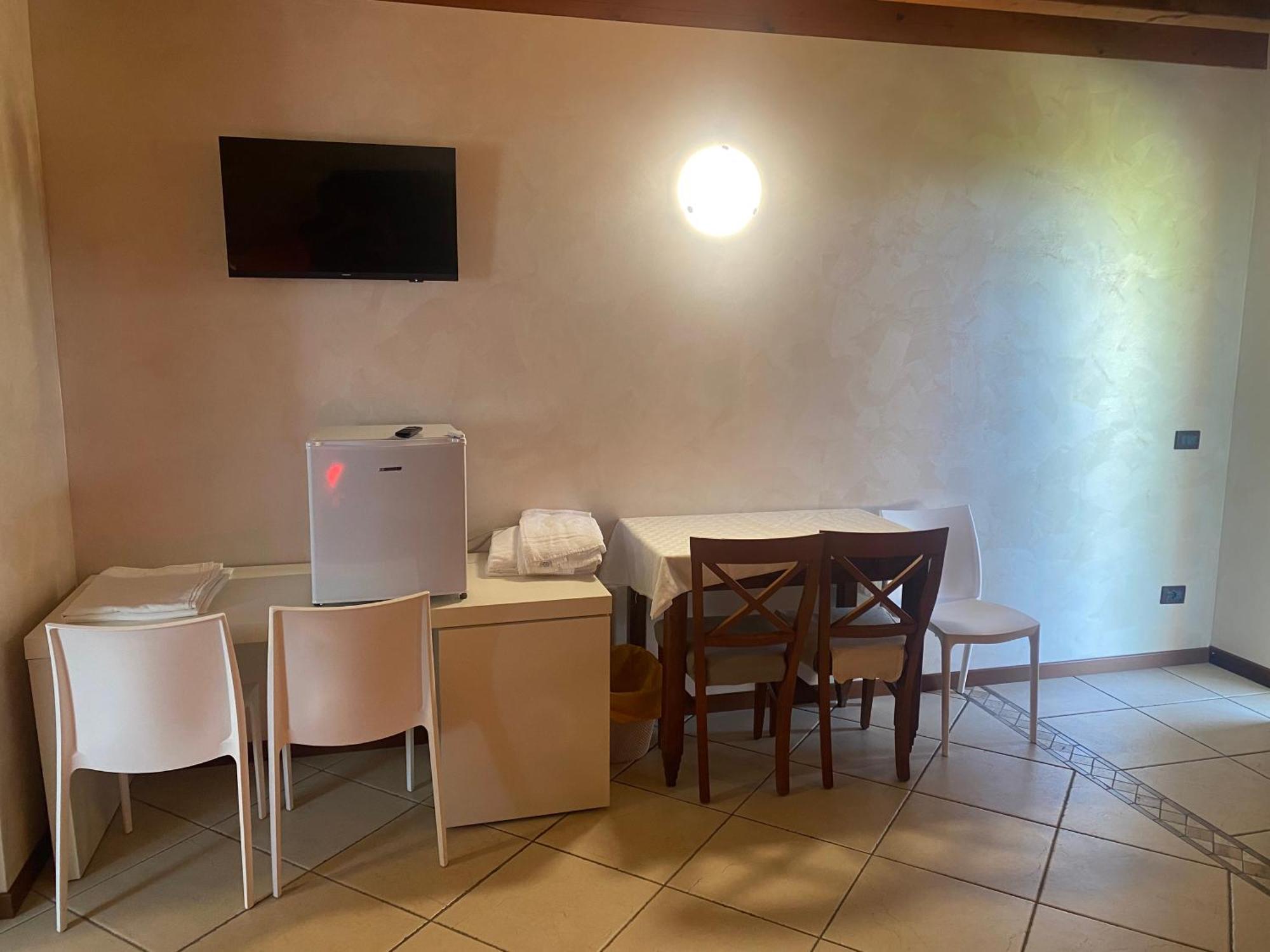 Albergo Le Piante Manerba del Garda Exterior foto