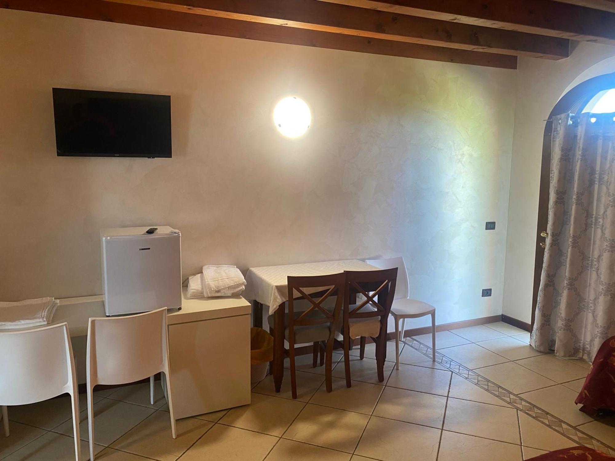 Albergo Le Piante Manerba del Garda Exterior foto