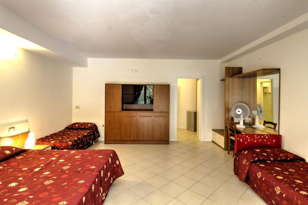 Albergo Le Piante Manerba del Garda Exterior foto