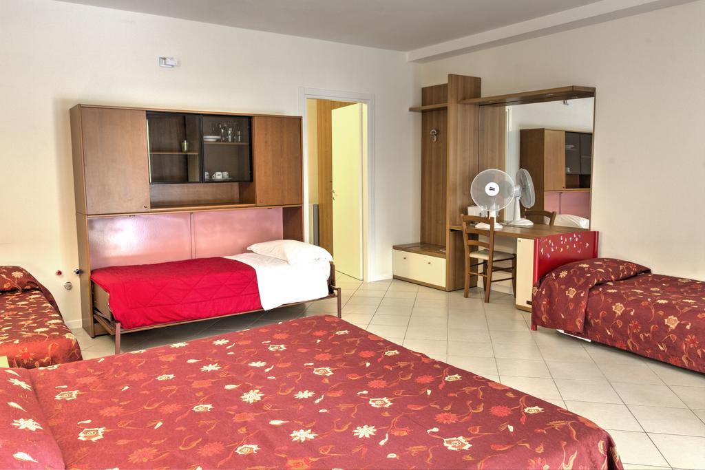 Albergo Le Piante Manerba del Garda Exterior foto